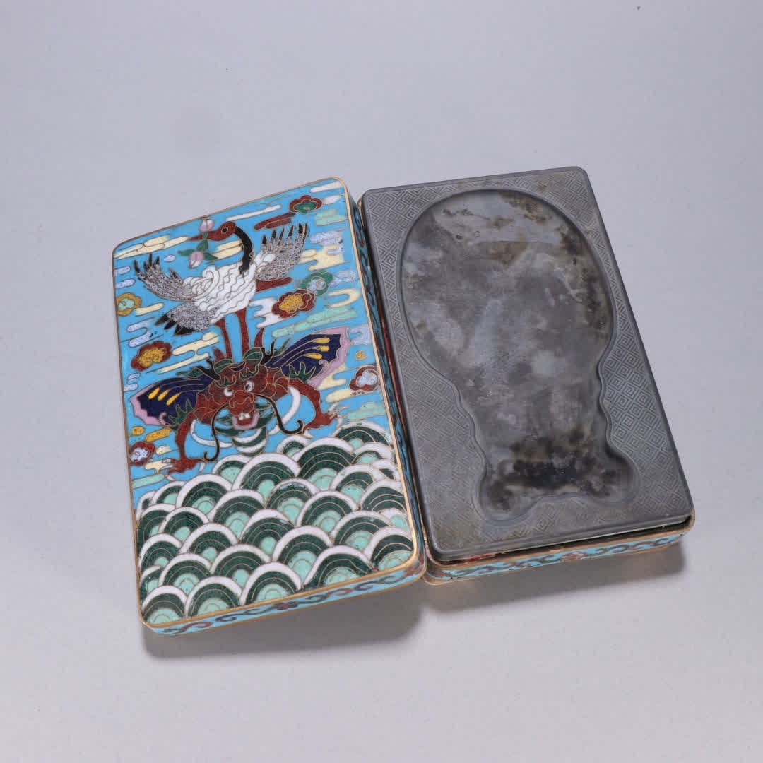 A Qing Dynasty bronze-bodied cloisonne Duan inkstone: Qing Dynasty copper-bodied cloisonne end inkstone SIZE: L:15.7cm W:9.6cm W:1244.3g (The Dimensions Of All Batches Are Manually Measured.If You Need More Detailed Information, Please Contact Our Custom