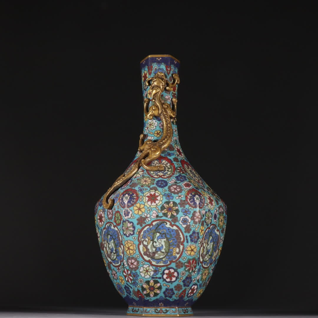A Qing Dynasty copper gilt cloisonne "Hundred Flowers Never Fall" chi dragon pattern appreciation: Qing Dynasty gilt cloisonne "Hundred Flowers Never Fall" chi dragon pattern appreciation vase SIZE: H:27.5cm W:14cm W:1123.2g (The Dimensions Of All Batches Are Manually Measured.If You Need More