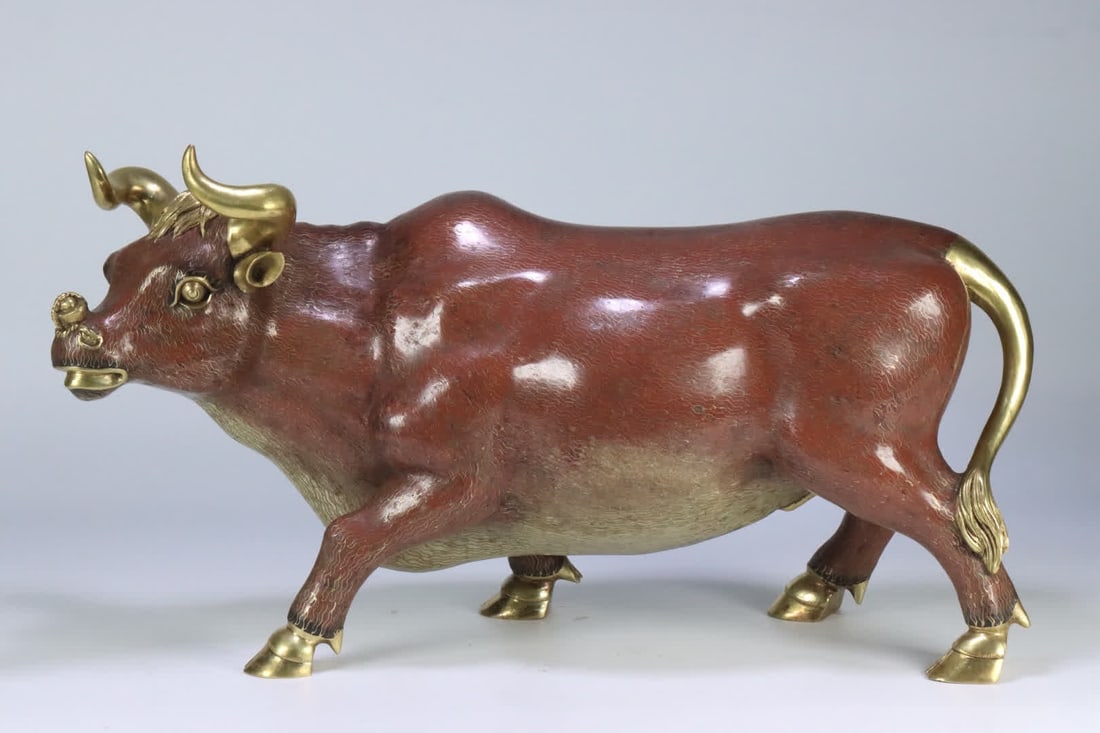 A Qianlong-era cloisonne ox ornament: Qianlong period cloisonne beef ornament SIZE: 51x27.5x19cm W:9705g (The Dimensions Of All Batches Are Manually Measured.If You Need More Detailed Information, Please Contact Our Customer Service