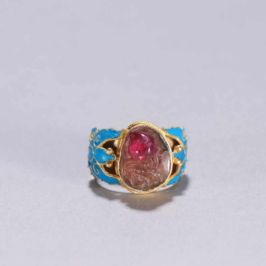 A Qing Dynasty silver gilt jadeite inlaid tourmaline fortune and longevity ring: Qing Dynasty silver-gilt jadeite inlaid tourmaline fortune and longevity ring SIZE: Inner diameter 2cm W: 12.4g (The Dimensions Of All Batches Are Manually Measured.If You Need More Detailed Informati