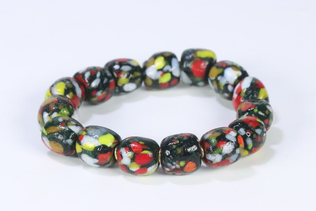 A Tibetan floral glass bracelet: Tibetan Floral Colored Glass Bracelets SIZE: 1.37x1.29cm W:52g (The Dimensions Of All Batches Are Manually Measured.If You Need More Detailed Information, Please Contact Our Customer Service Before Bi