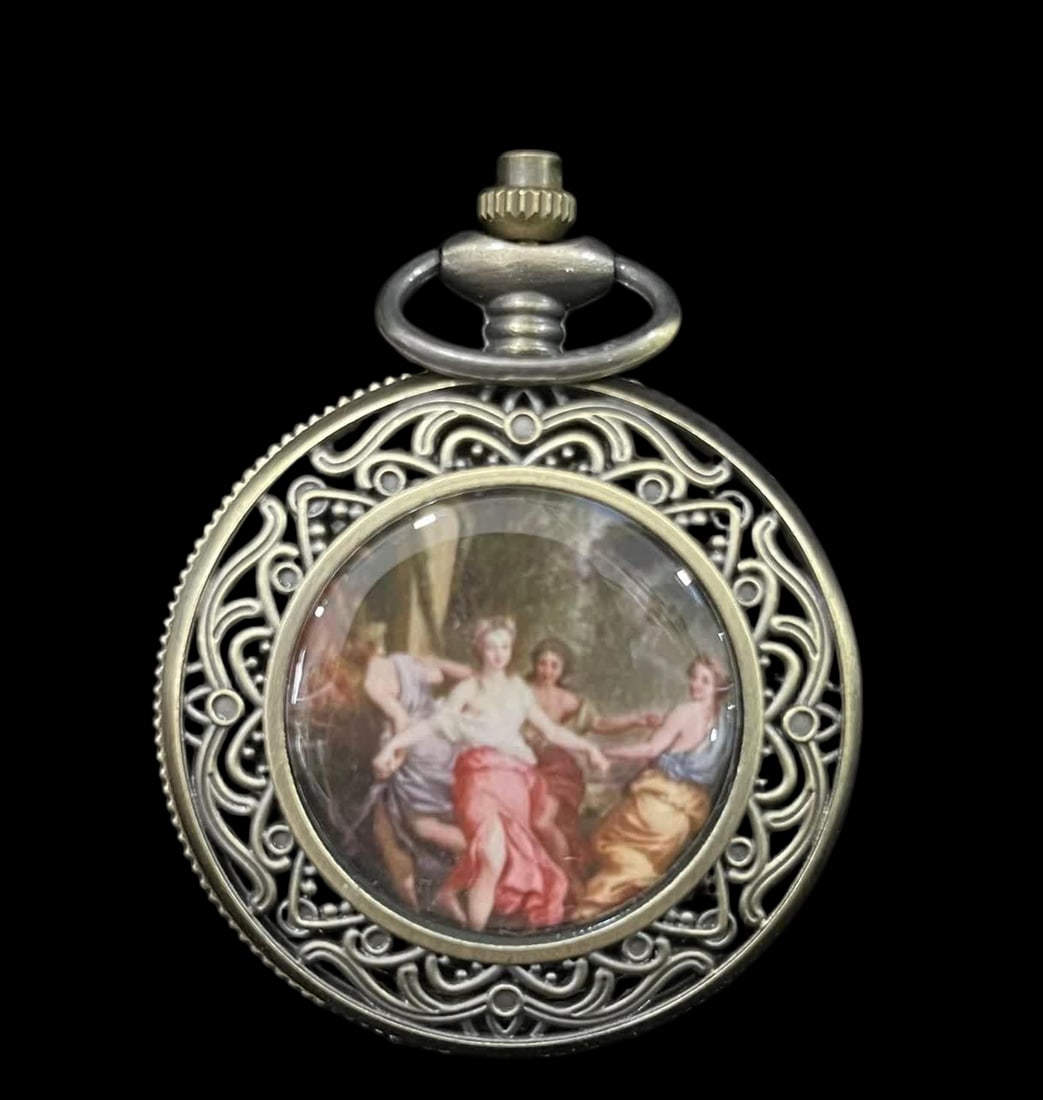 A pocket watch from a late Qing dynasty figure: Late Qing figures' single-door pocket watches SIZE: D:47mm (The Dimensions Of All Batches Are Manually Measured.If You Need More Detailed Information, Please Contact Our Customer Service Before Biddin