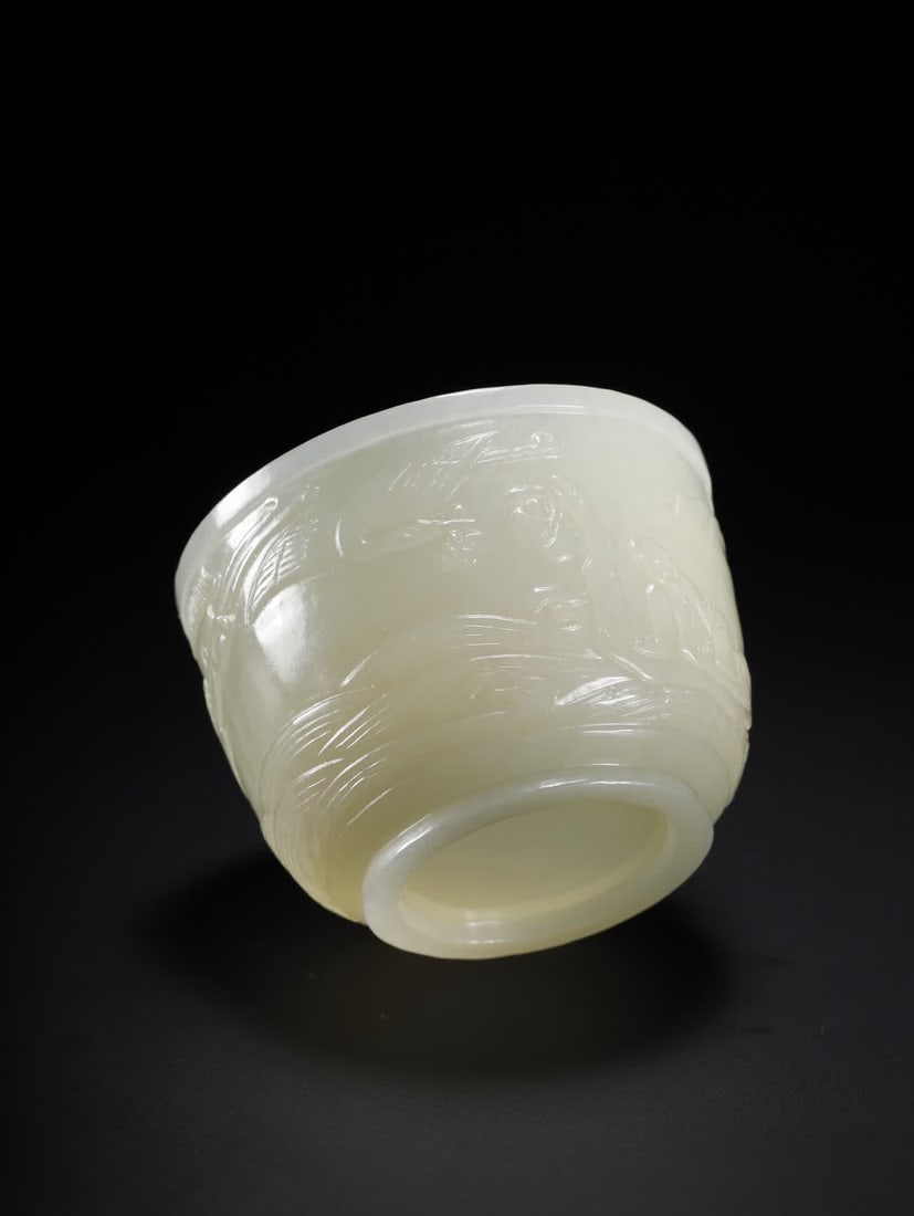 A Hetian jade Taibai Drunken Jade Cup - 4