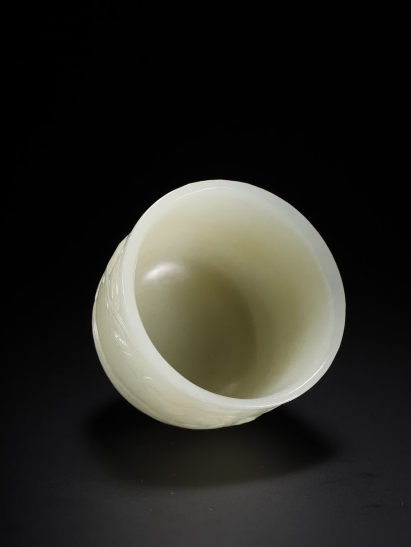 A Hetian jade Taibai Drunken Jade Cup - 8