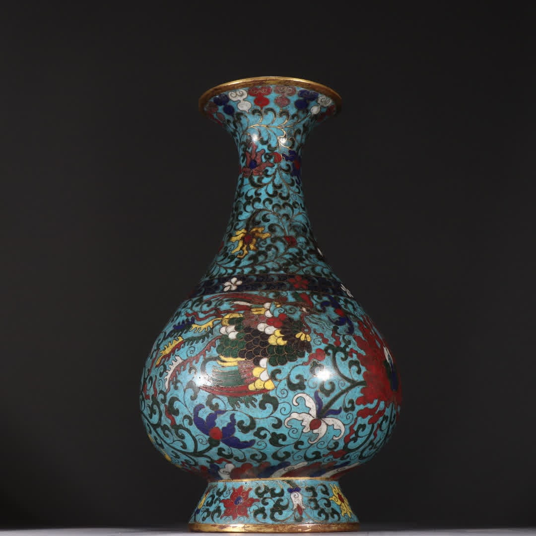 A Ming Dynasty copper gilt cloisonne vase with double phoenix patterns: Ming Dynasty copper gilt cloisonne vase with double phoenix pattern SIZE: H:27cm W:15.2cm W:1423.8g (The Dimensions Of All Batches Are Manually Measured.If You Need More Detailed Information, Please C