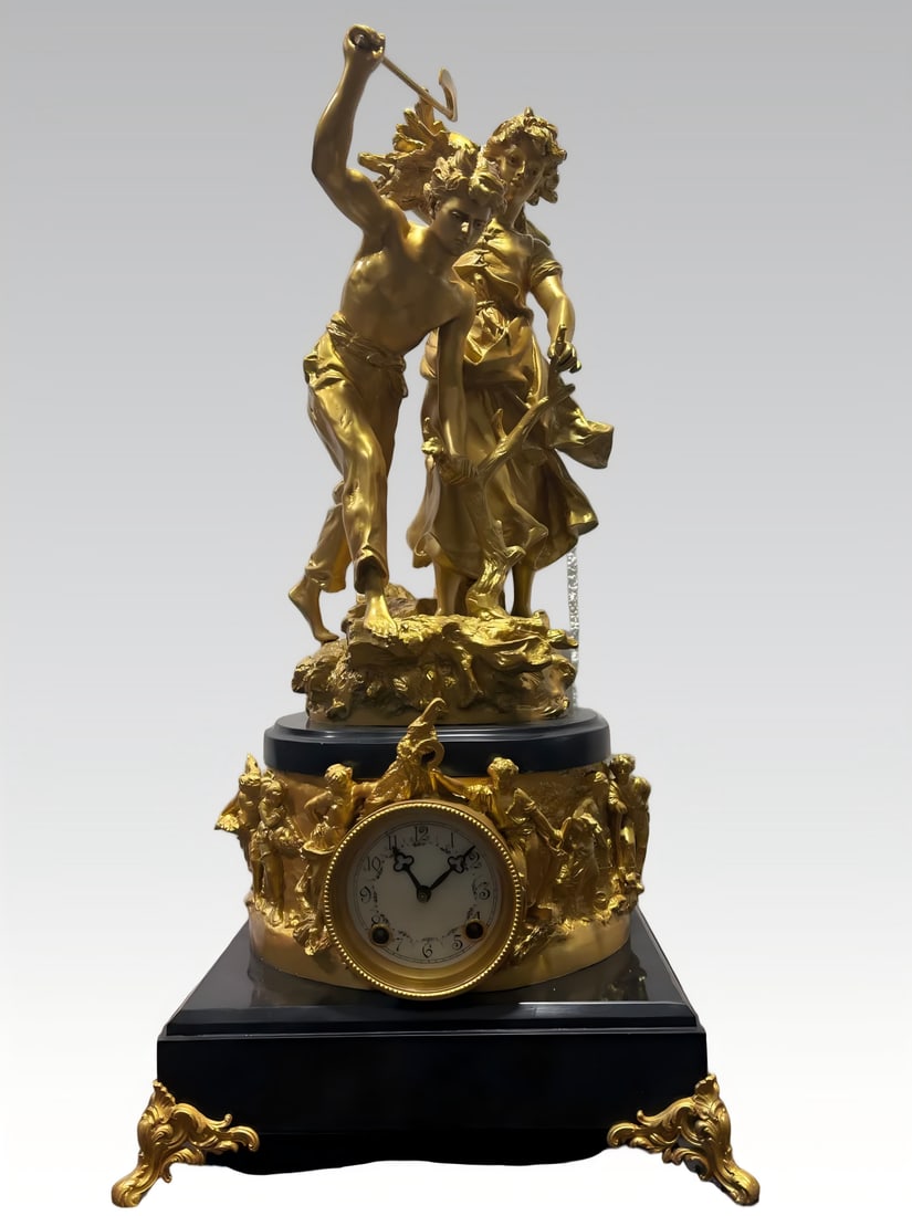 A late-cleaning stone bronze gilded bell: In the evening, he cleaned stone and cast bronze gilded bells SIZE: L:40cm W:32cm H:76cm (The Dimensions Of All Batches Are Manually Measured.If You Need More Detailed Information, Please Contact Our 