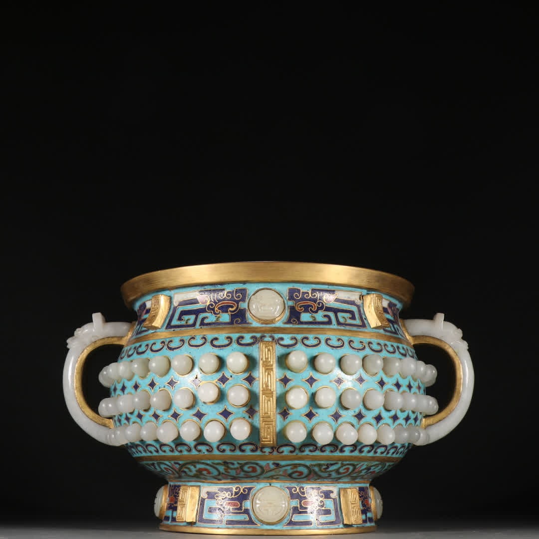 A Qing Dynasty copper gilt cloisonne inlaid jade incense burner: Qing Dynasty copper gilt cloisonne inlaid jade incense burner SIZE: H:13cm W:22.6cm W:1770.2g (The Dimensions Of All Batches Are Manually Measured.If You Need More Detailed Information, Please Contact