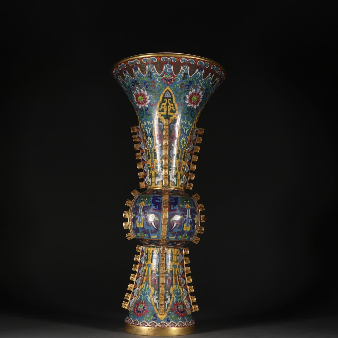 A Qing Dynasty gilt bronze cloisonne flower goblet: Qing Dynasty gilt bronze cloisonne flower gu SIZE: H:42cm W:19.2cm W:5148.4g (The Dimensions Of All Batches Are Manually Measured.If You Need More Detailed Information, Please Contact Our Customer Ser