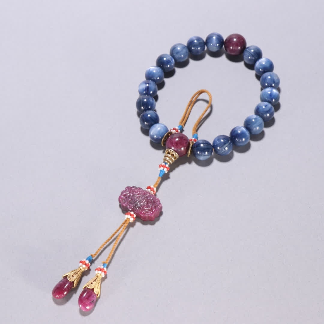 A Qing Dynasty blue crystal stone held by the Eighteen Sons: Qing Dynasty Eighteen Sons of Blue Crystal Held in Hand SIZE: Bead diameter 1.3cm W: 117.3g (The Dimensions Of All Batches Are Manually Measured.If You Need More Detailed Information, Please Contact O
