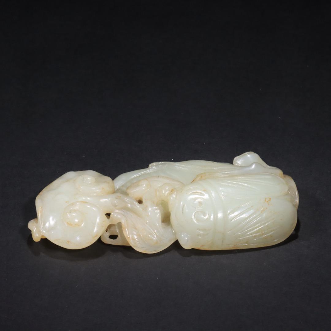 A Hetian Jade 'Toad' Decoration (1 of 9)