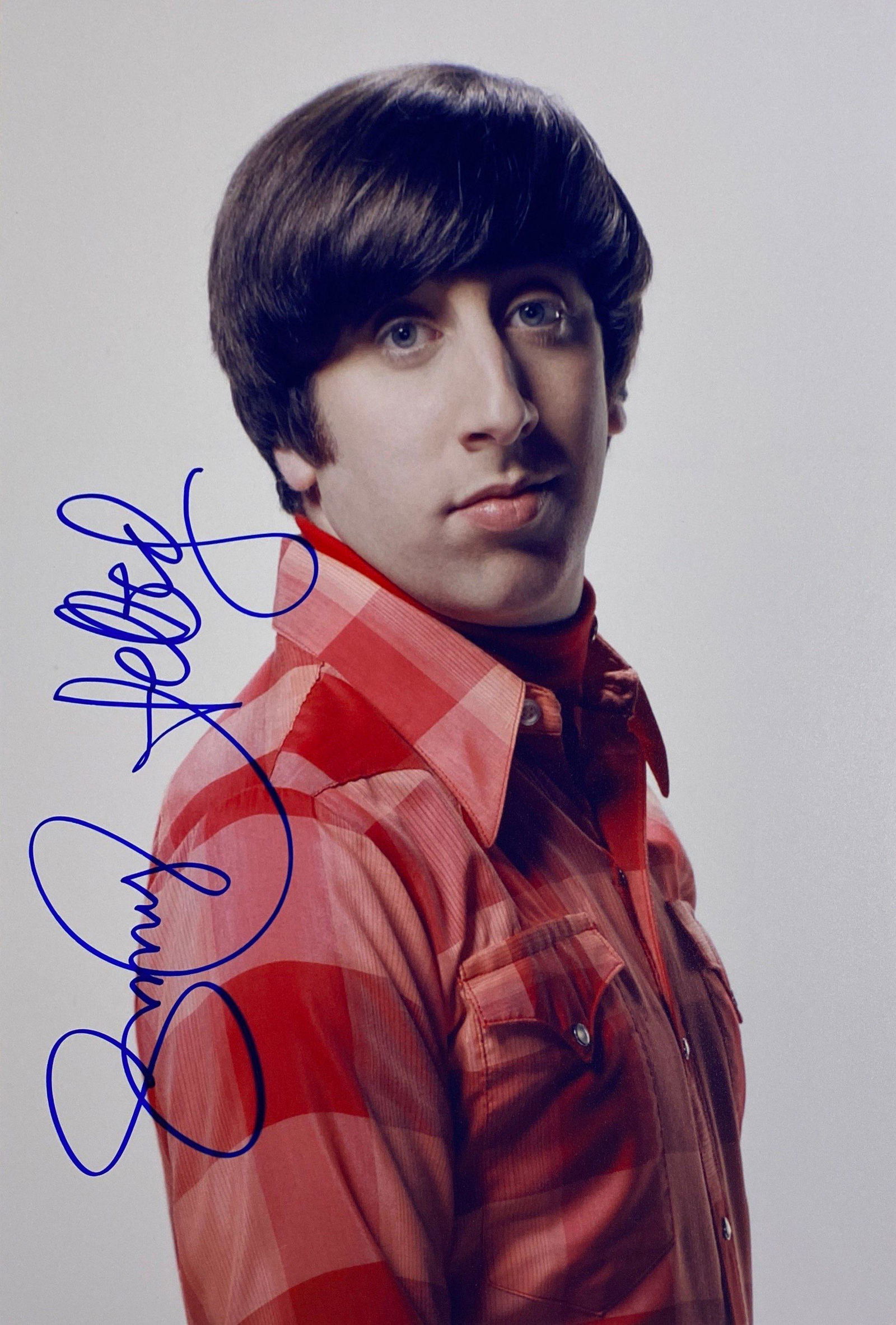 Autograph Signed Big Bang Theory Photo (1 of 1)