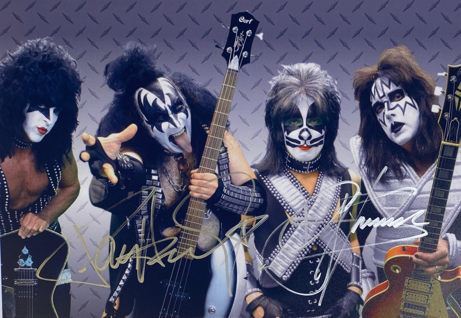 Autograph Signed KISS Photo: Autograph Name(s): Paul Stanley, Gene SimmonsProduct Category: 8 x 10 Genuie Autographed Photo Product Condition: Very Good We offer combined shipping and ship worldwide.Please read terms and conditio