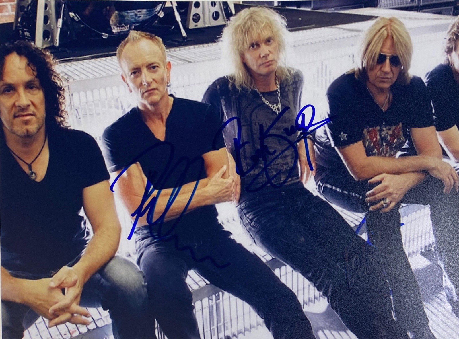 Autograph Signed Def Leppard Photo: Autograph Name(s): Joe Elliott, Rick Savage, Phil CollenProduct Category: 8 x 10 Genuie Autographed Photo Product Condition: Very Good We offer combined shipping and ship worldwide.Please read terms a