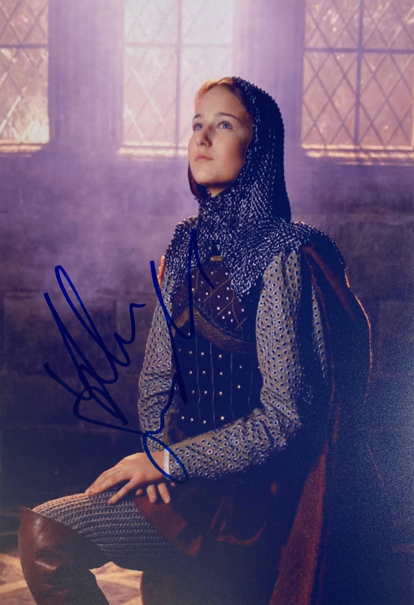 Autograph Signed Joan of Arc Photo: Autograph Name(s): Leelee SobieskiProduct Category: 8 x 10 Genuie Autographed Photo Excellent Condition and Certified We offer combined shipping and ship worldwide.Please read terms and condition rega