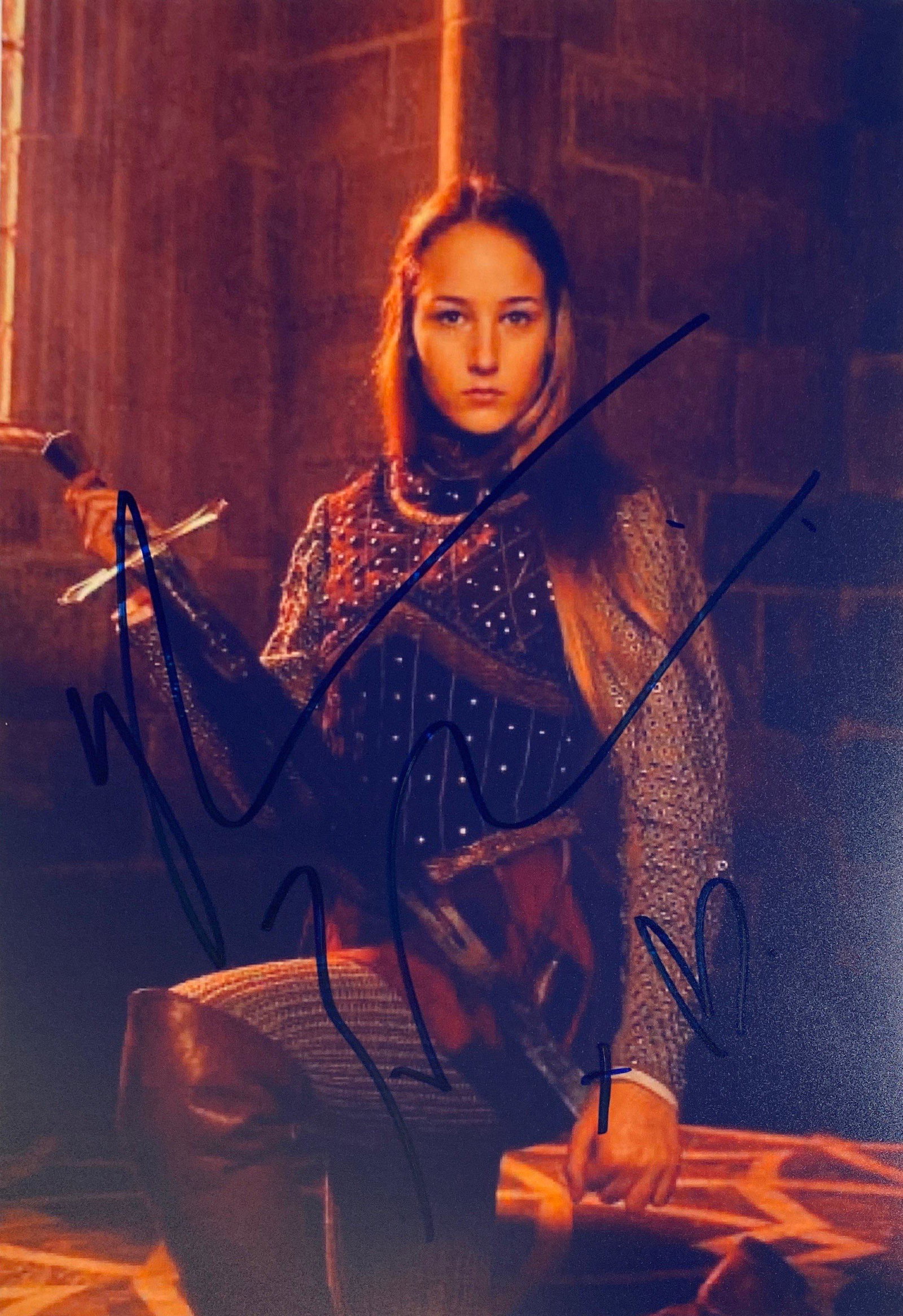 Autograph Signed Joan of Arc Photo: Autograph Name(s): Leelee SobieskiProduct Category: 8 x 10 Genuie Autographed Photo Excellent Condition and Certified We offer combined shipping and ship worldwide.Please read terms and condition rega