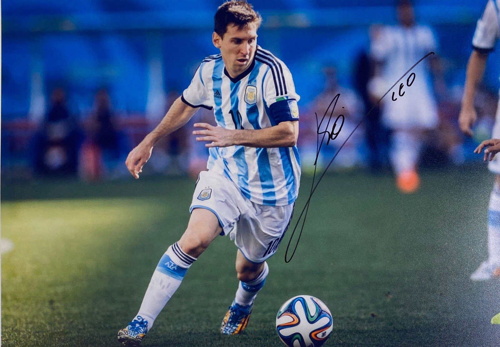 Autograph Signed Lionel Messi Photo: Autograph Name(s): Lionel MessiProduct Category: 8 x 10 Genuie Autographed Photo Excellent Condition and Certified We offer combined shipping and ship worldwide.Please read terms and condition regardi