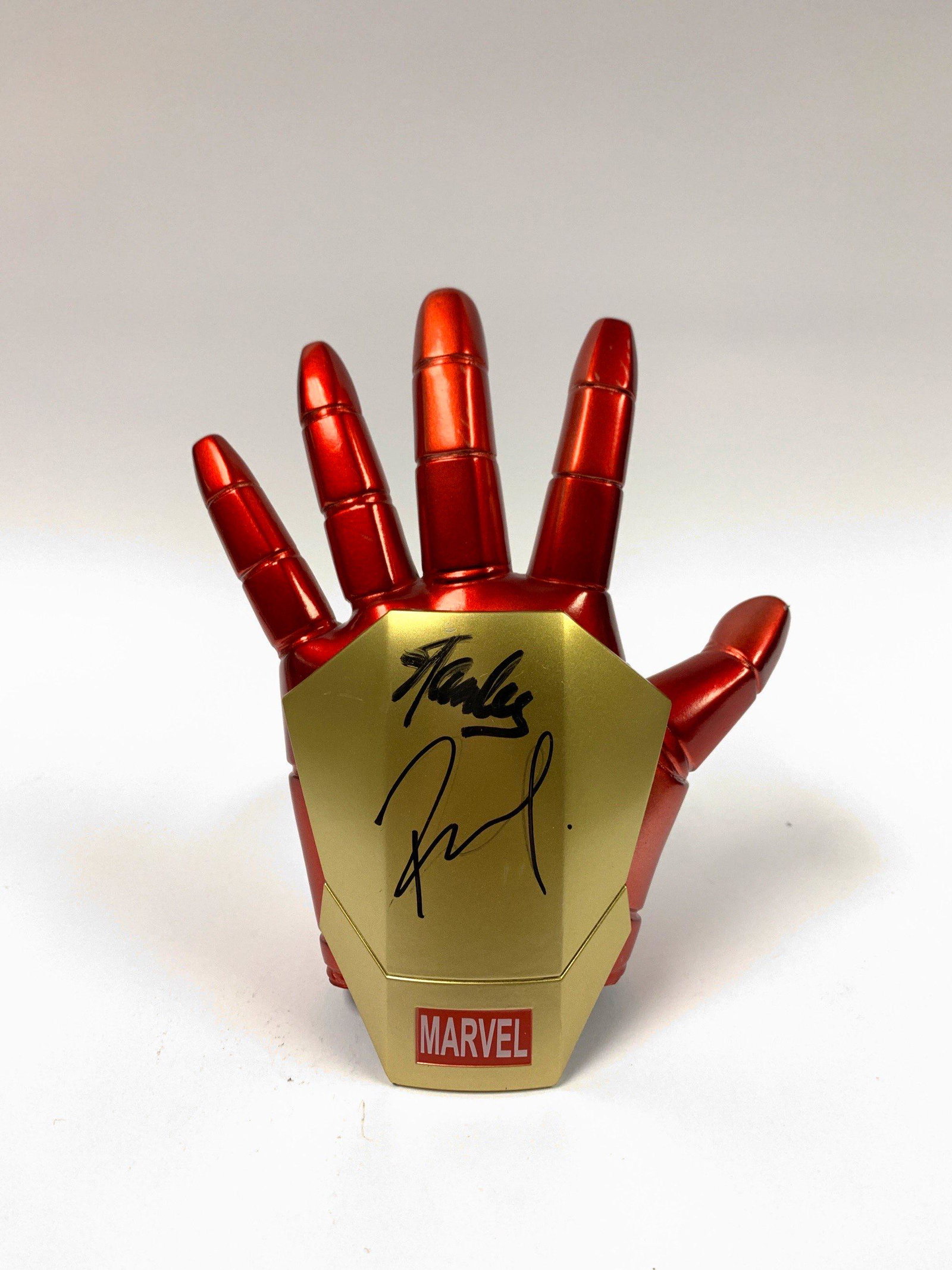Autographed Iron Man Glove: Autographed by:Stan Lee, Robert Downey JrItem is in Excellent Condition and Certified. Please read our terms before placing bids.