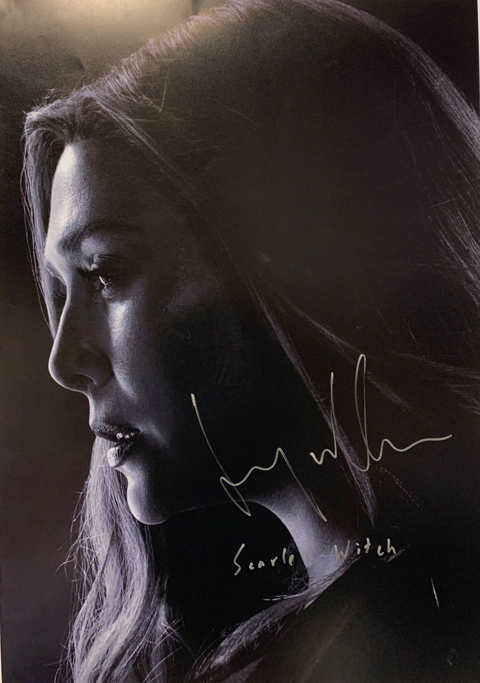 Autograph Avengers Endgame Elizabeth Olsen Poster (1 of 1)