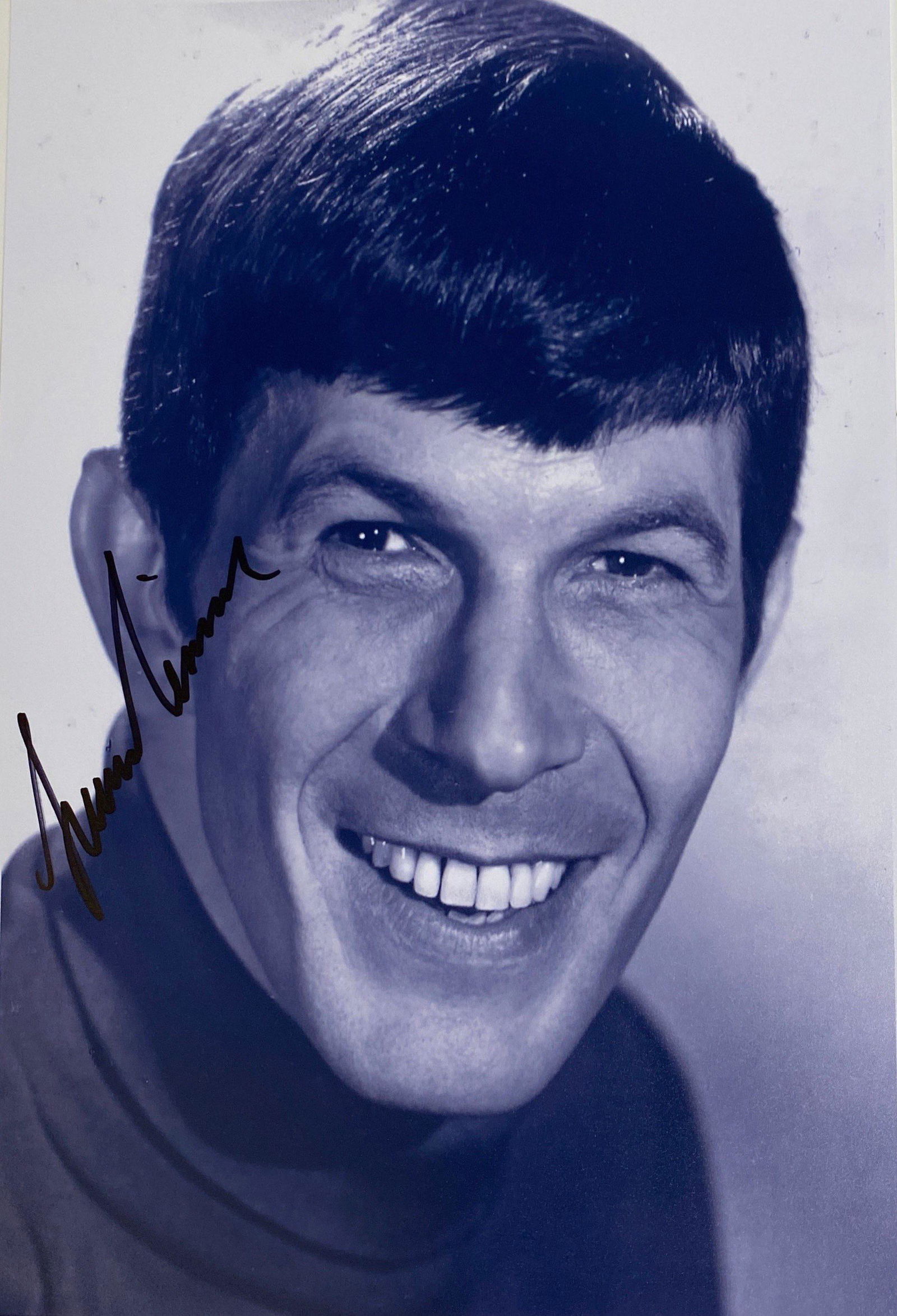 Autograph Signed Leonard Nimoy Photo (1 of 1)