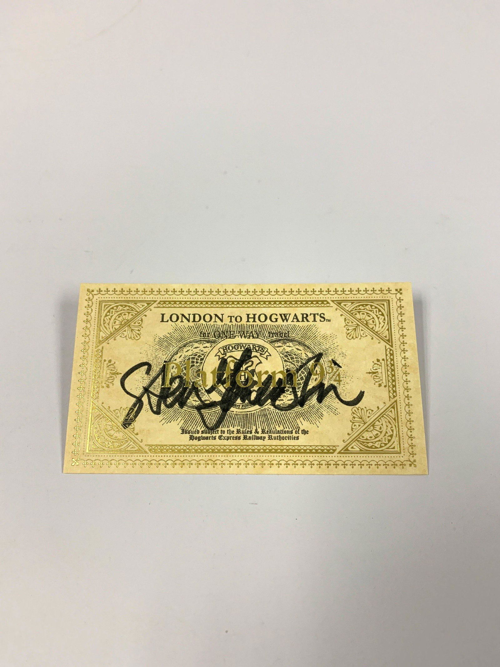 Autograph Signed Harry Potter Train Ticket Yanevski: Category: Autograph CollectiblesAutograph By: Stanislav YanevskiExecellent Condition and Certified.We offer combined shipping and ship worldwide.Please read terms and condition regarding to postage fe