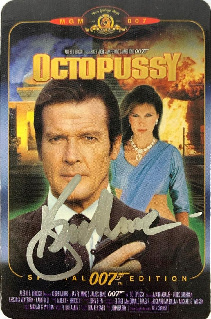 Signed James Bond 007 Roger Moore Playing Card (1 of 1)