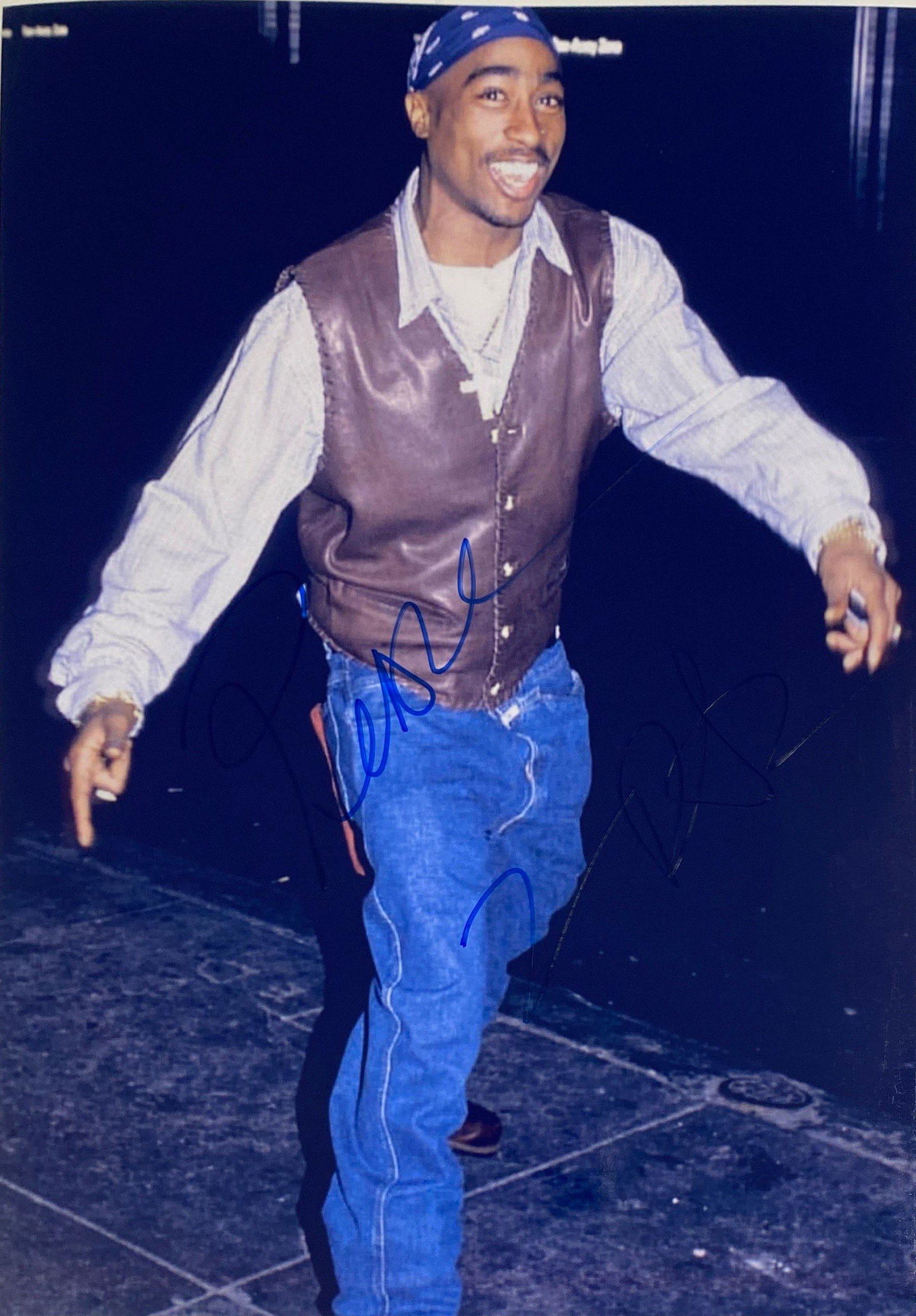 Autograph Signed Tupac Shakur Photo (1 of 1)