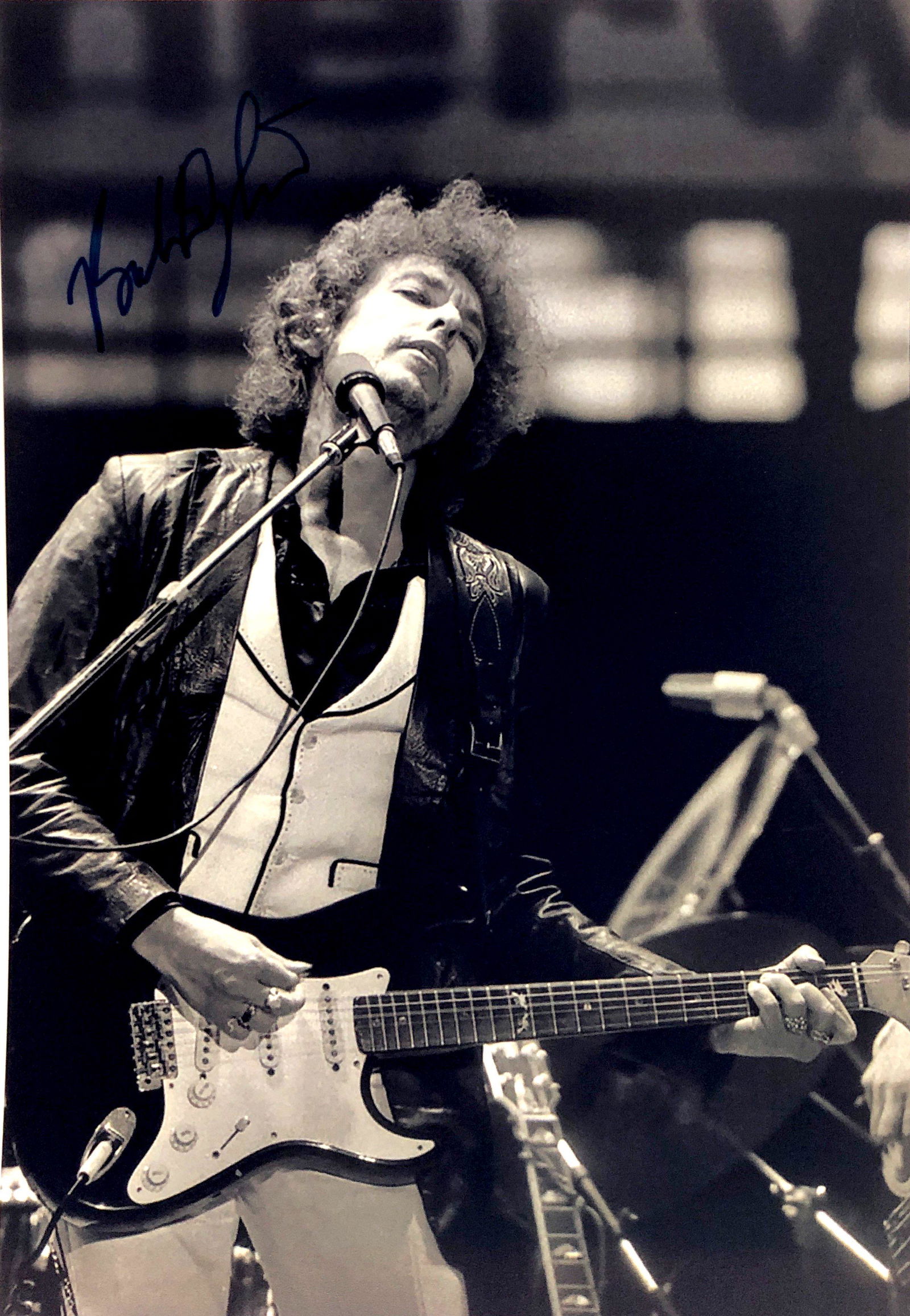 Autograph Signed Bob Dylan Photo (1 of 1)
