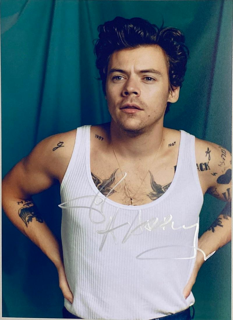 Harry Styles Photo Autograph Signed (1 of 1)