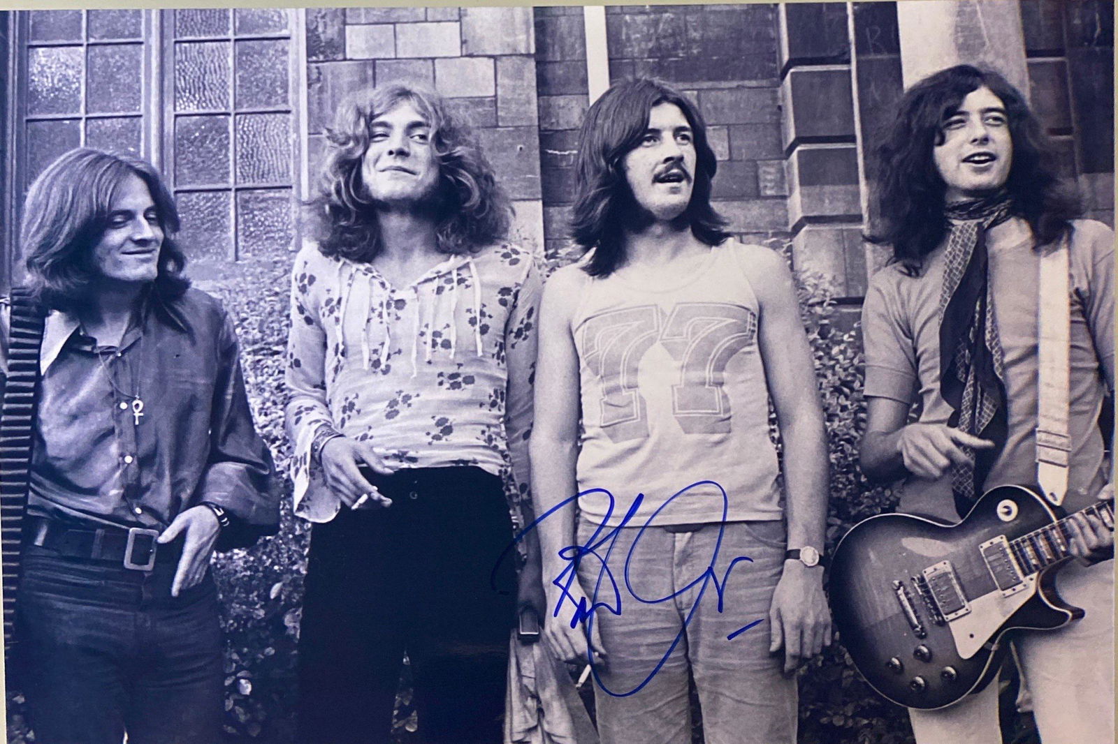 Autograph Signed Led Zeppelin Robert Plant Photo (1 of 1)