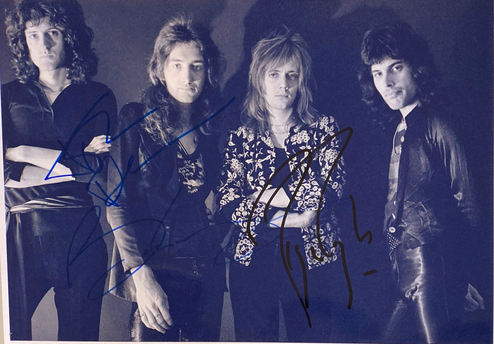 Queen Photo Autograph Signed (1 of 1)