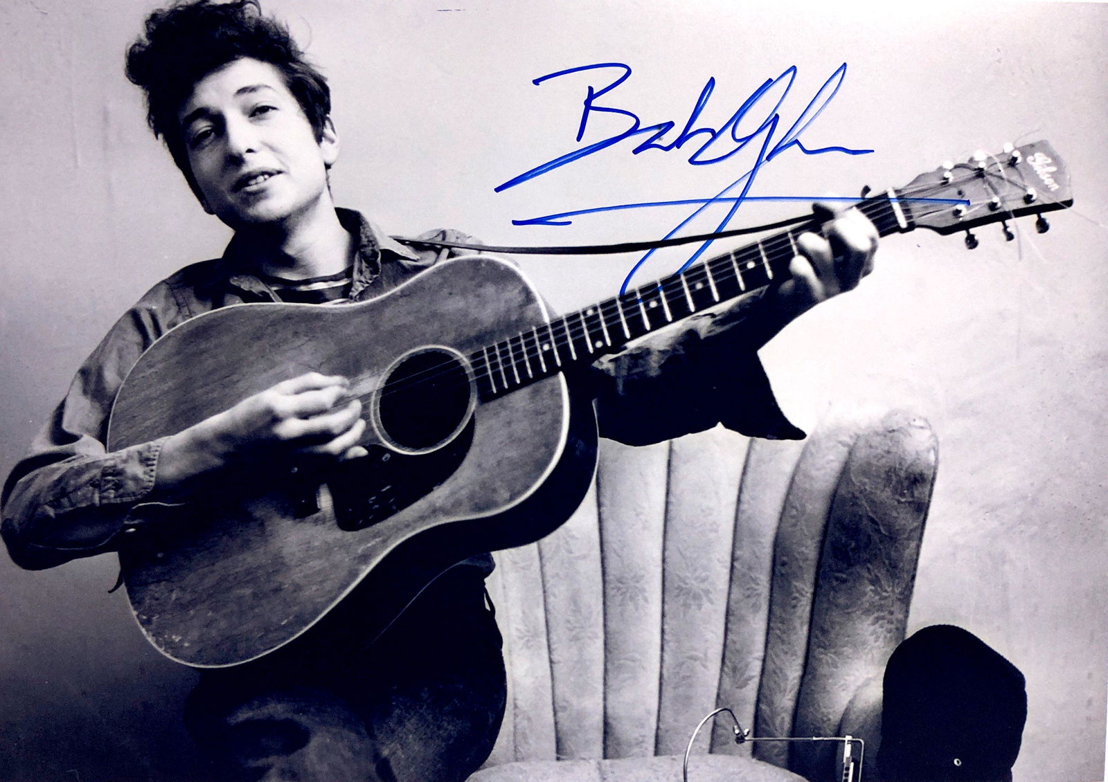 Autograph Signed Bob Dylan Photo (1 of 1)