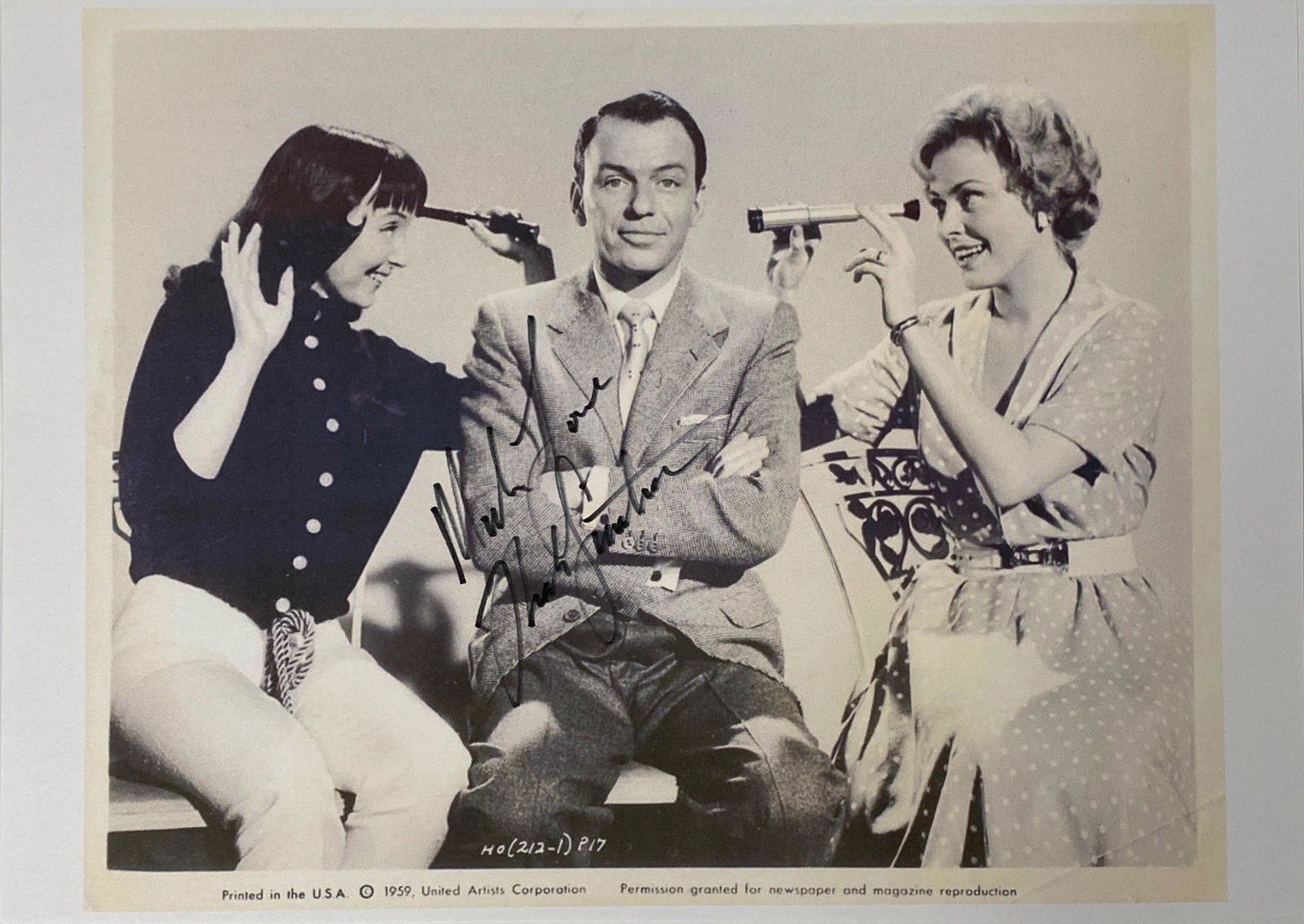 Signed Frank Sinatra Media Press Photo (1 of 1)