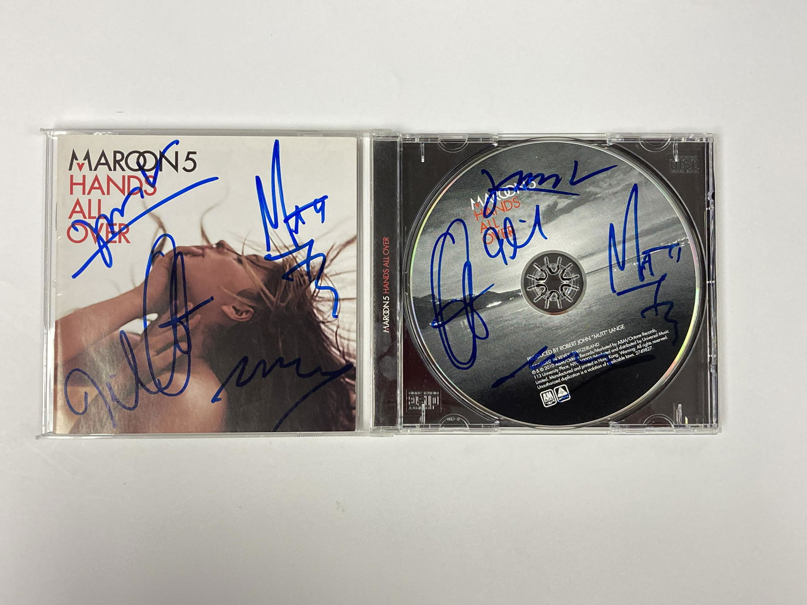 Autograph Signed Maroon 5 CD (1 of 1)