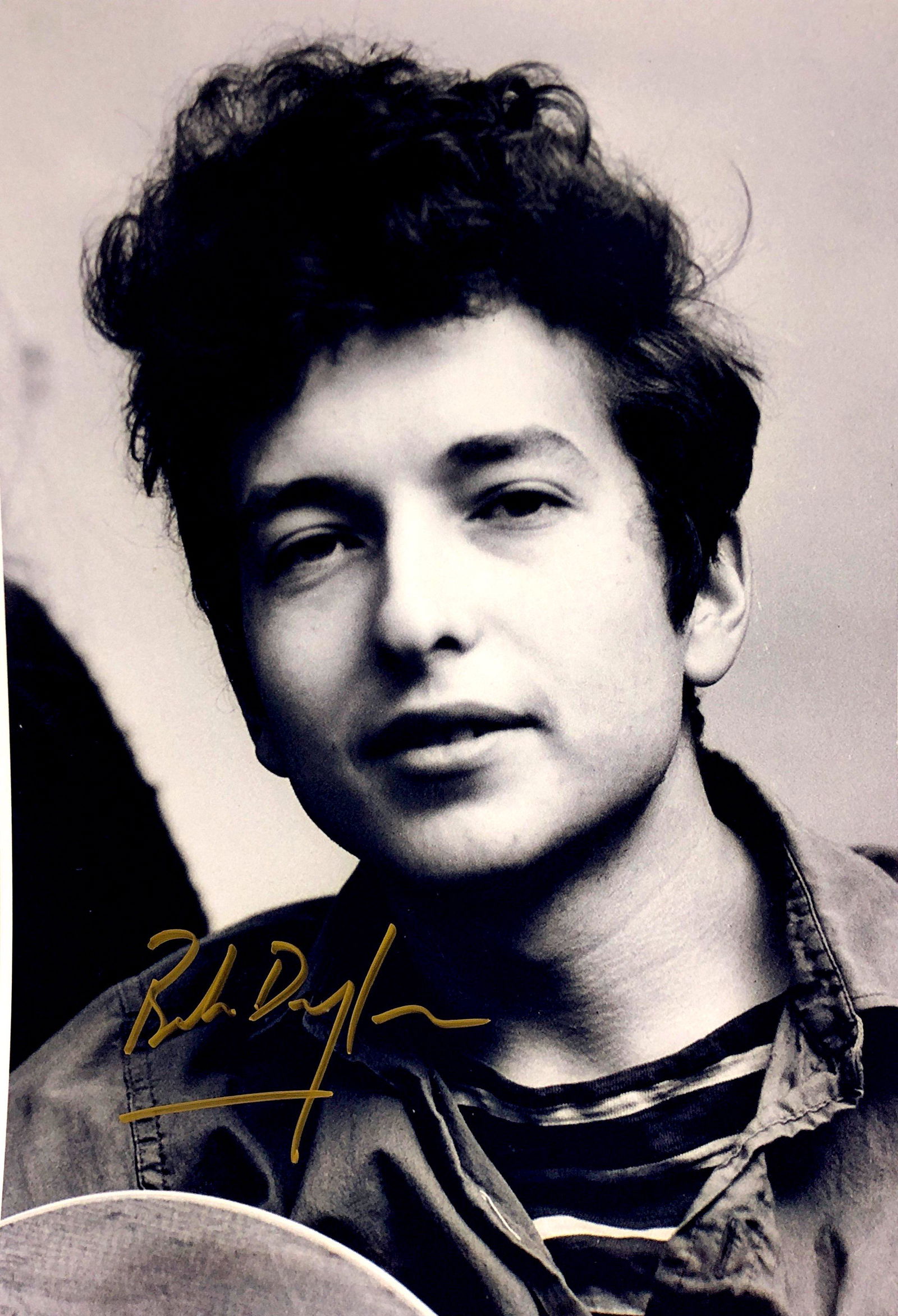 Autograph Signed Bob Dylan Photo (1 of 1)