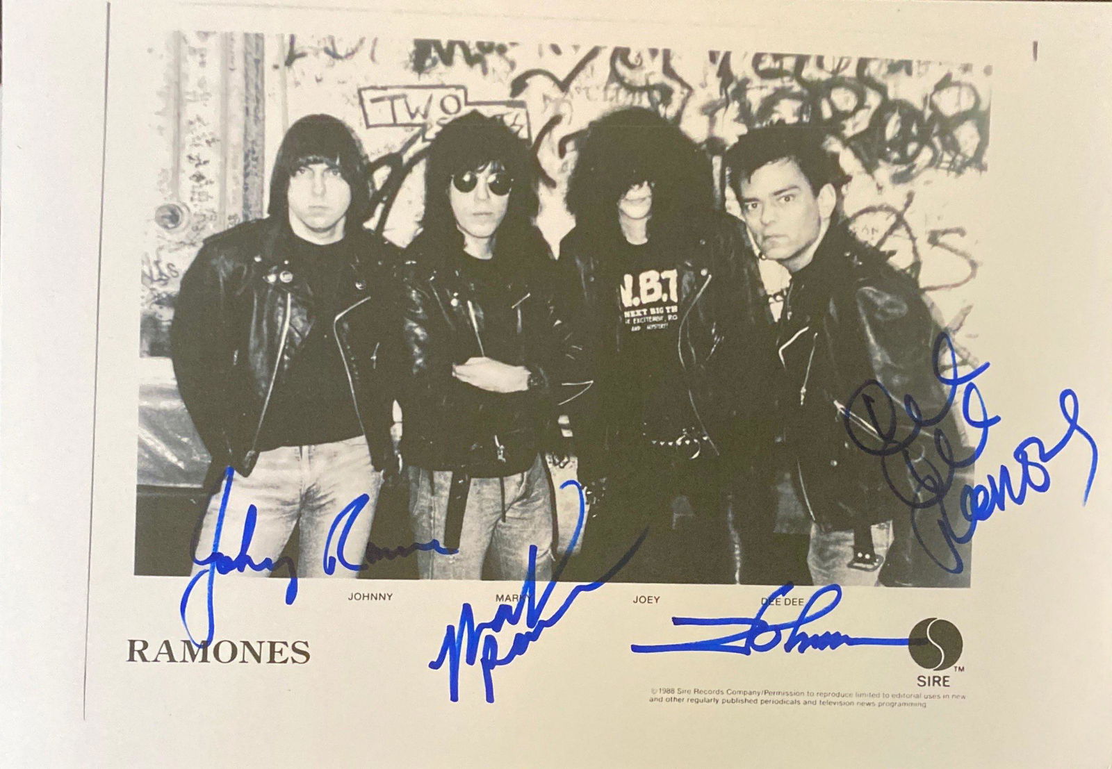 Signed Ramones Media Press Photo (1 of 1)