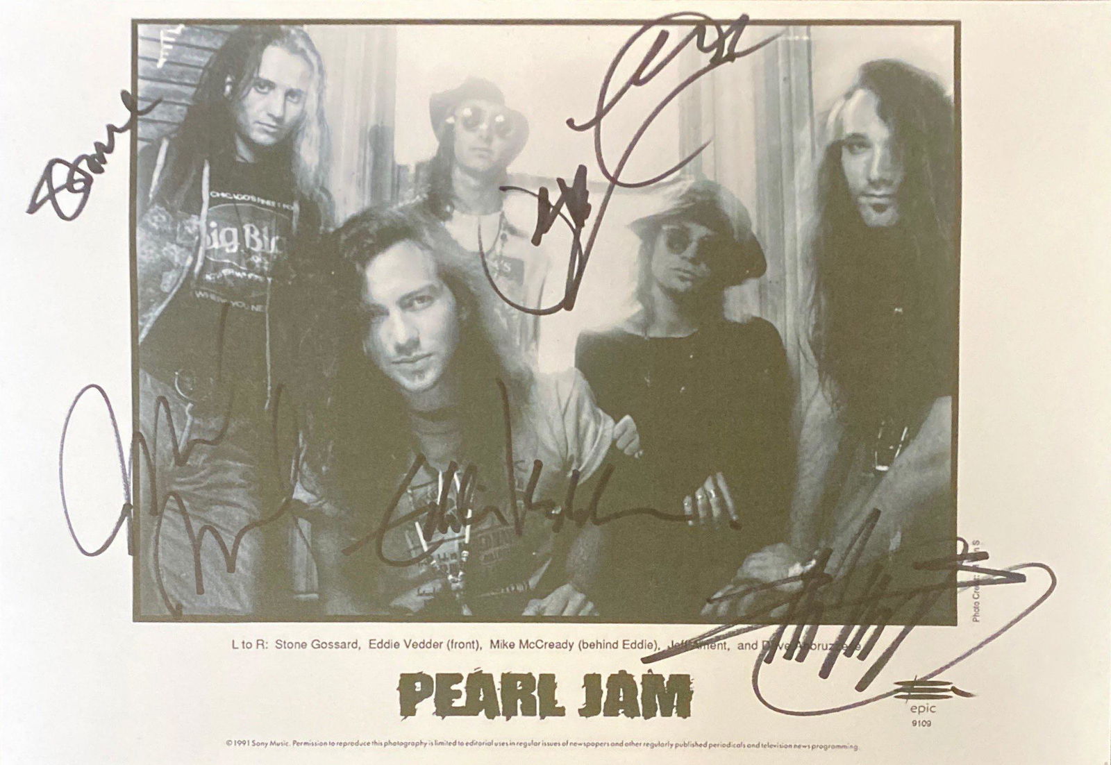 Signed Pearl Jam Media Press Photo (1 of 1)