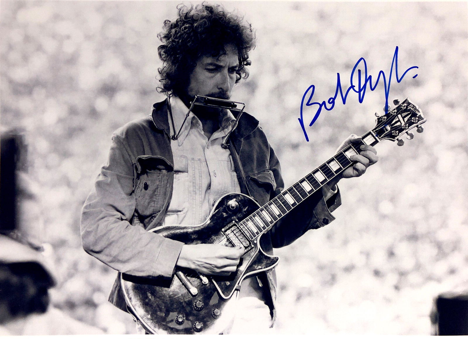 Autograph Signed Bob Dylan Photo (1 of 1)