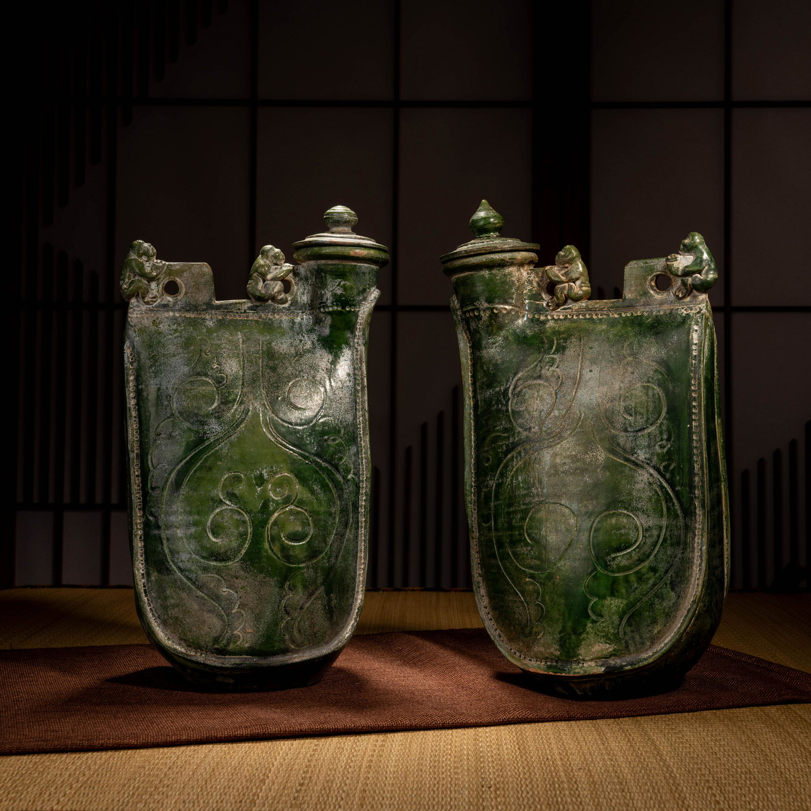 Liao Dynasty green glazed monkey pot (1 of 13)