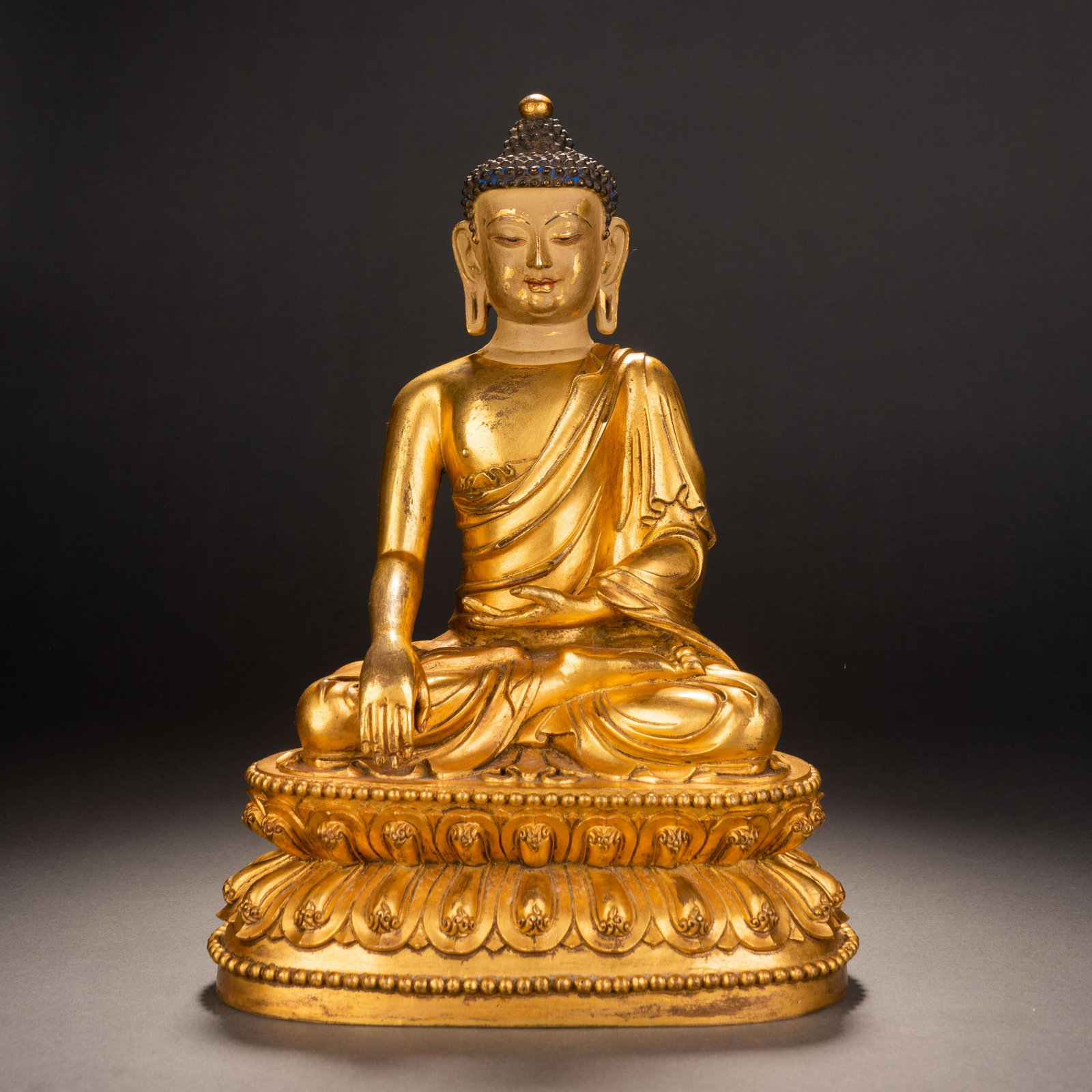Ming Dynasty gilt bronze statue of Sakyamuni (1 of 9)