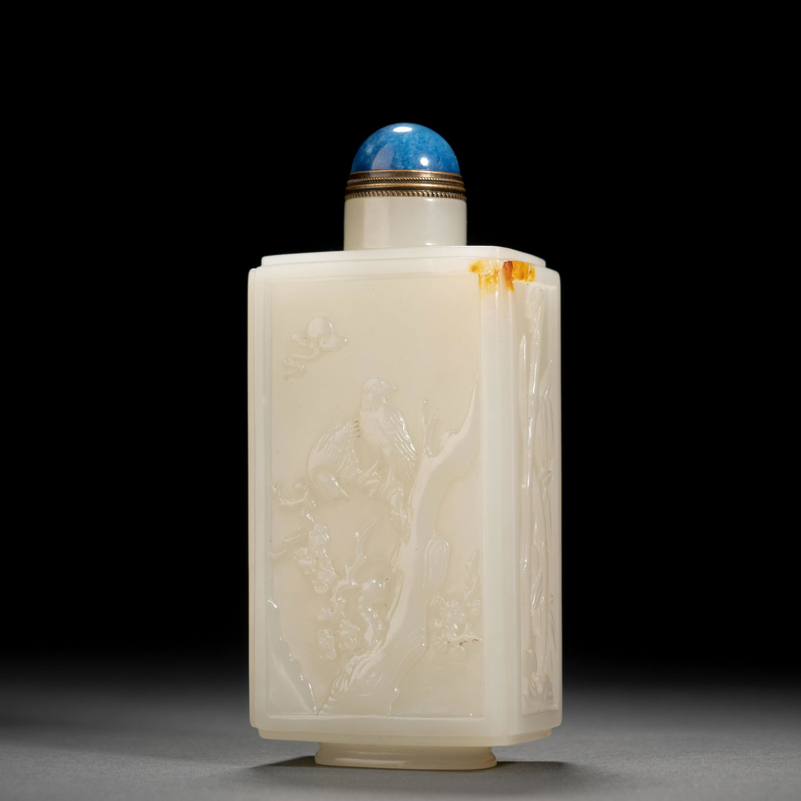 Qing Dynasty Hetian jade carving snuff bottle with flower and bird pattern (1 of 9)