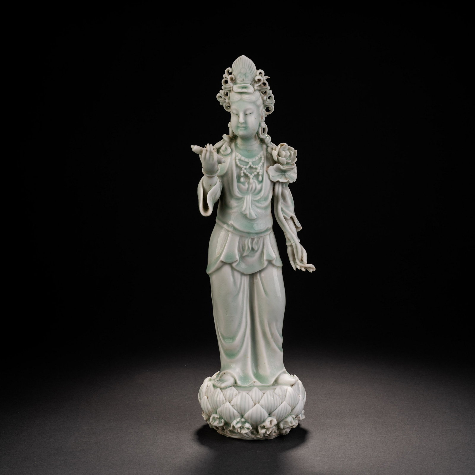 Statue of Buddha standing in Hutian Kiln in Song Dynasty (1 of 9)