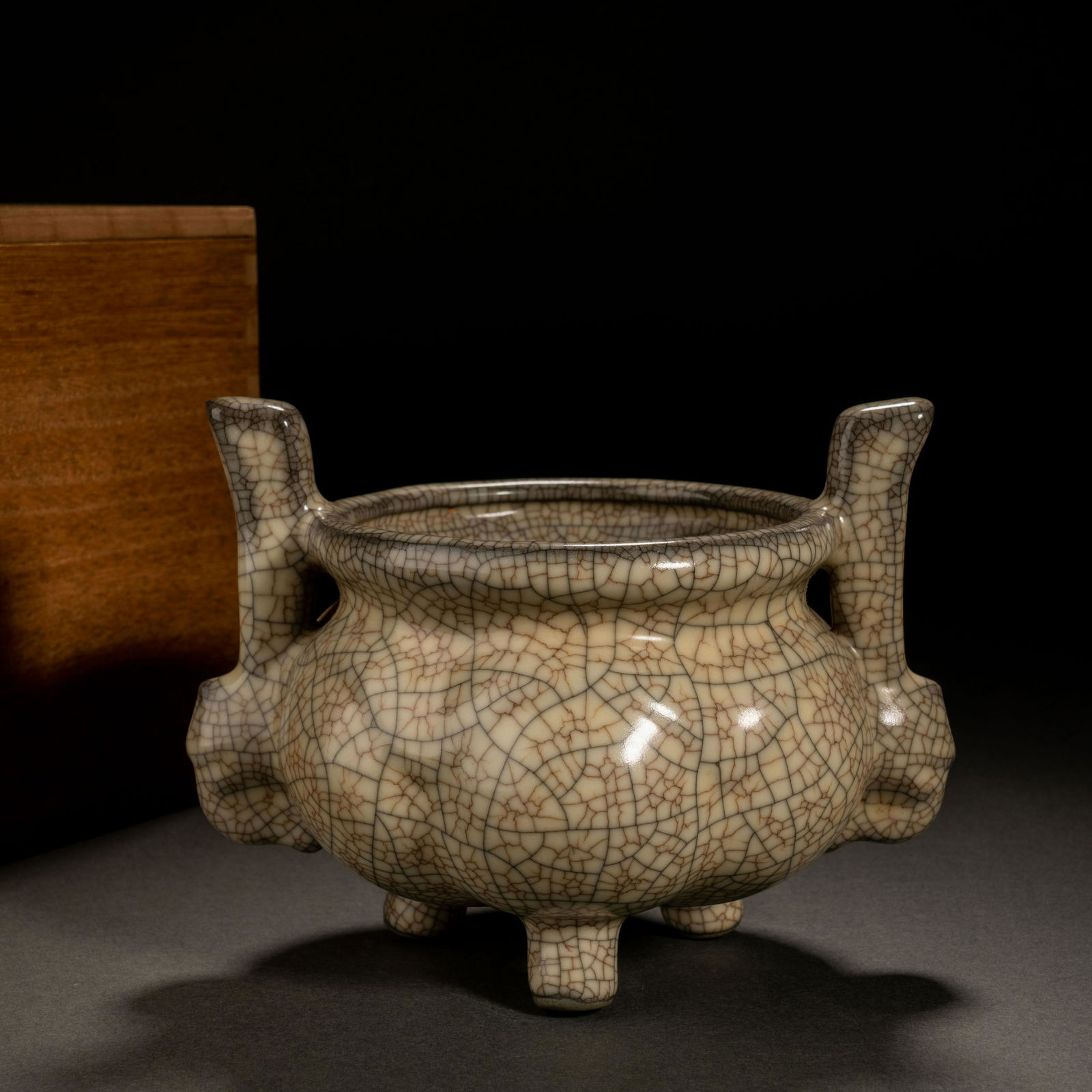 Song Dynasty Geyao Incense Burner (1 of 9)