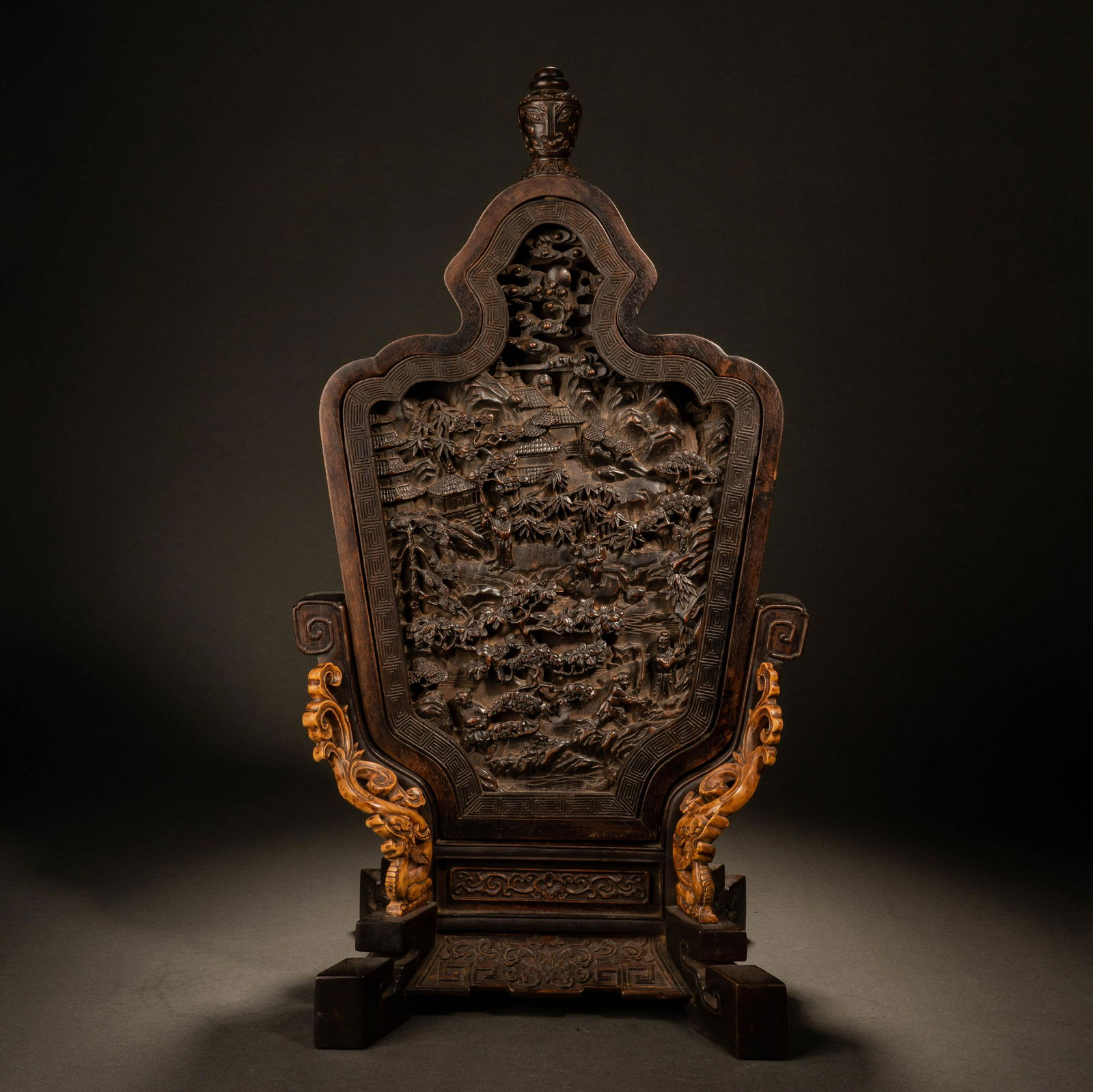 Qing Dynasty Red Sandalwood Carving Aquarius-style Landscape Figure Interstitial (1 of 11)