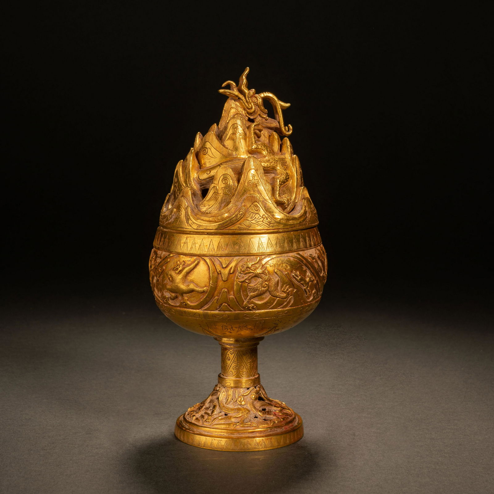 Han Dynasty Pure Gold Dragon Pattern Boshan Furnace (1 of 11)