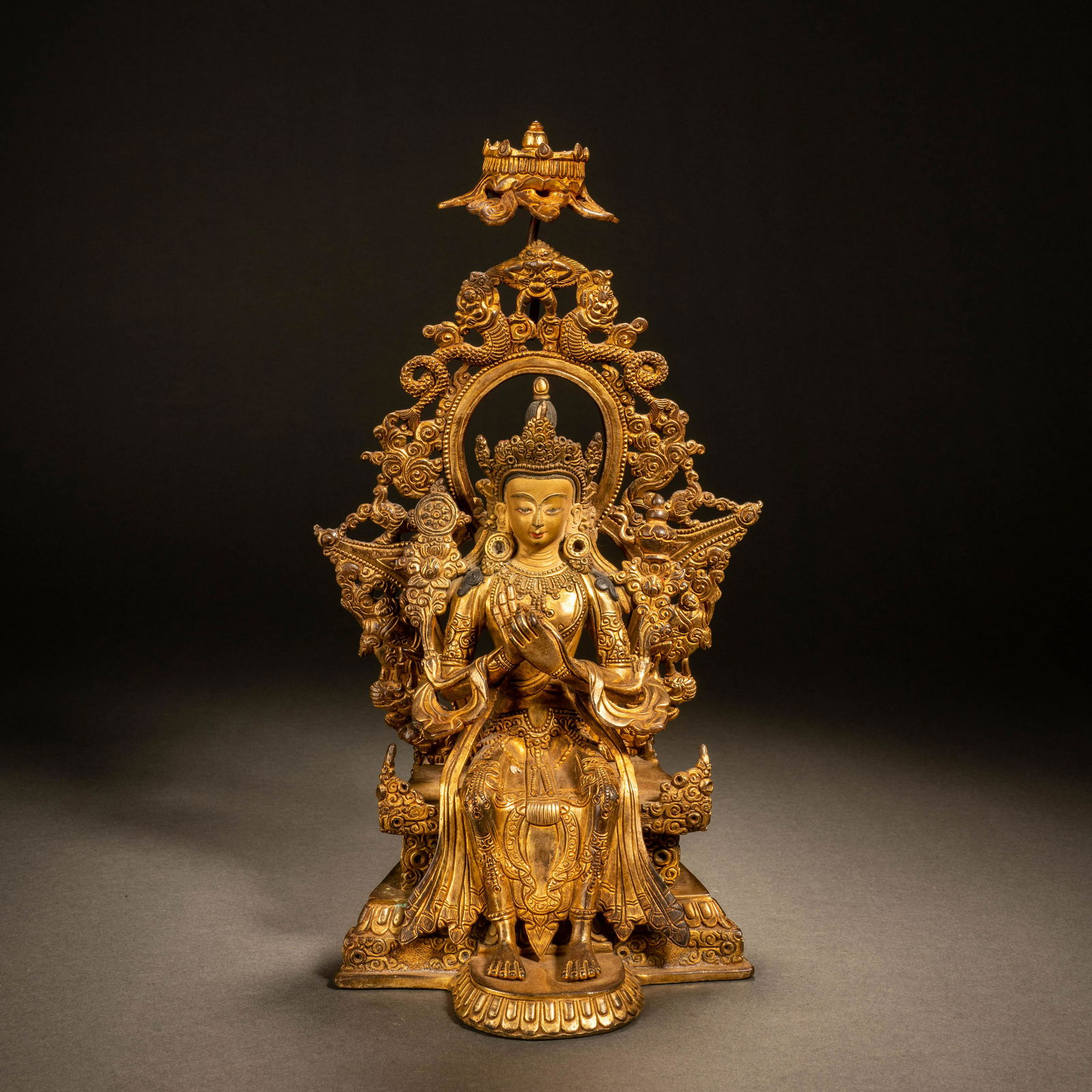 Qing Dynasty gilt bronze statue of Buddha (1 of 8)