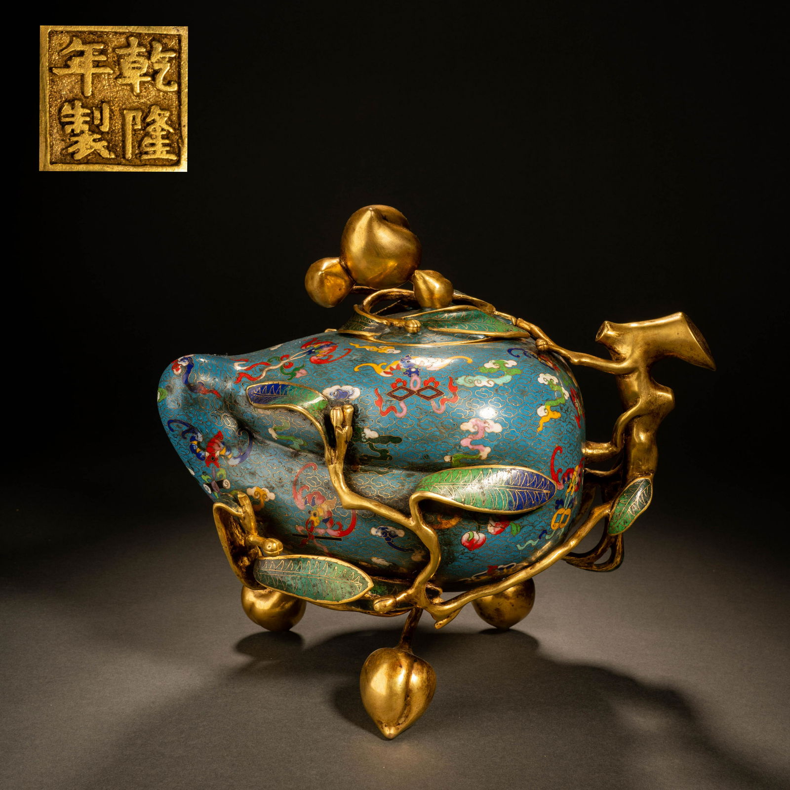 Qing Dynasty Cloisonne Enamel Peach Pattern Ornament (1 of 9)