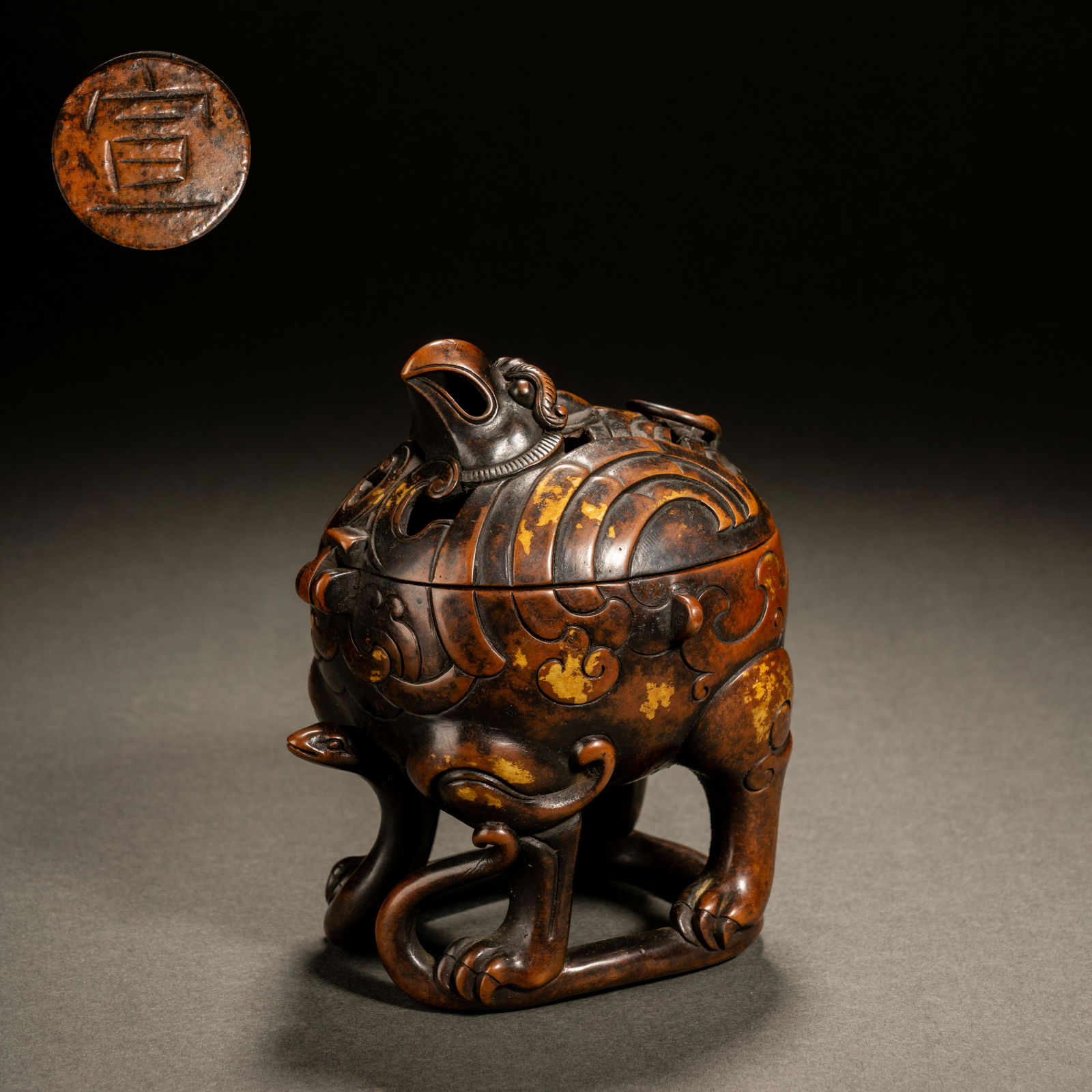 Ming Dynasty gilt bronze animal pattern aromatherapy (1 of 8)