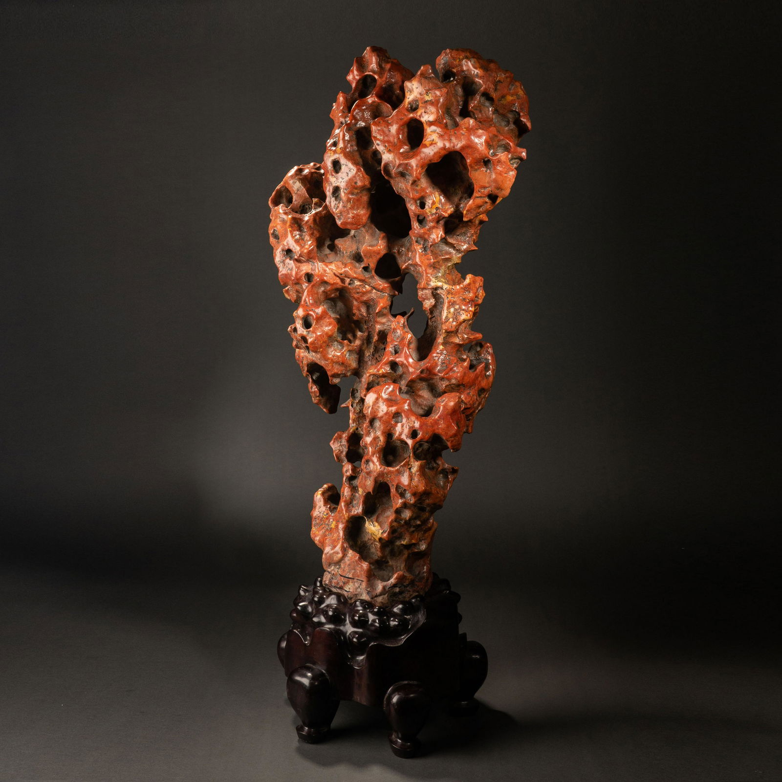 Qing Dynasty jade mountain ornament (1 of 10)