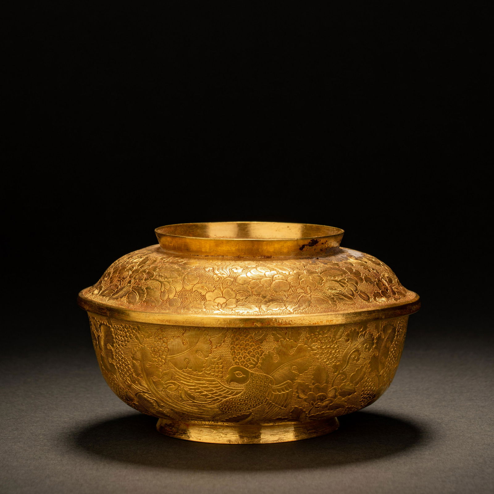Tang pure gold flower and bird pattern cover bowl (1 of 10)