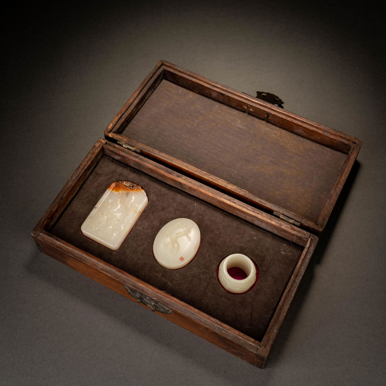 A set of three Hetian jade ornaments, Qing Dynasty (1 of 12)